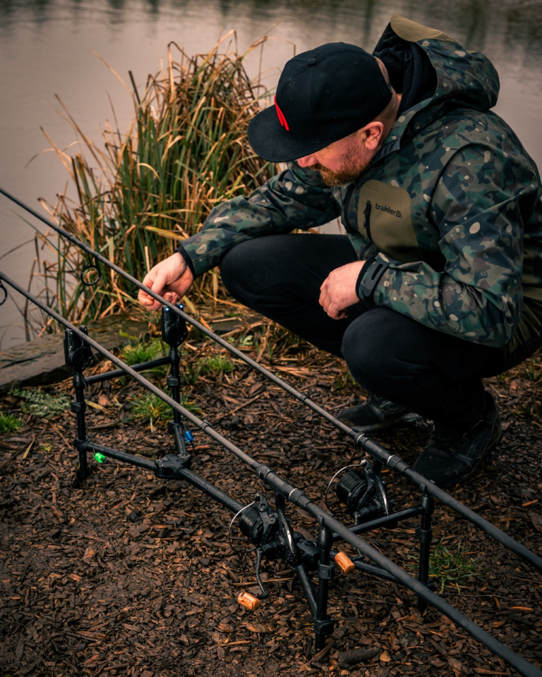 Rod pod team carpfishing black buster pod 4 cannes | Pacific Pêche Rod pod team carpfishing black buster pod 4 cannes | Pacific Pêche